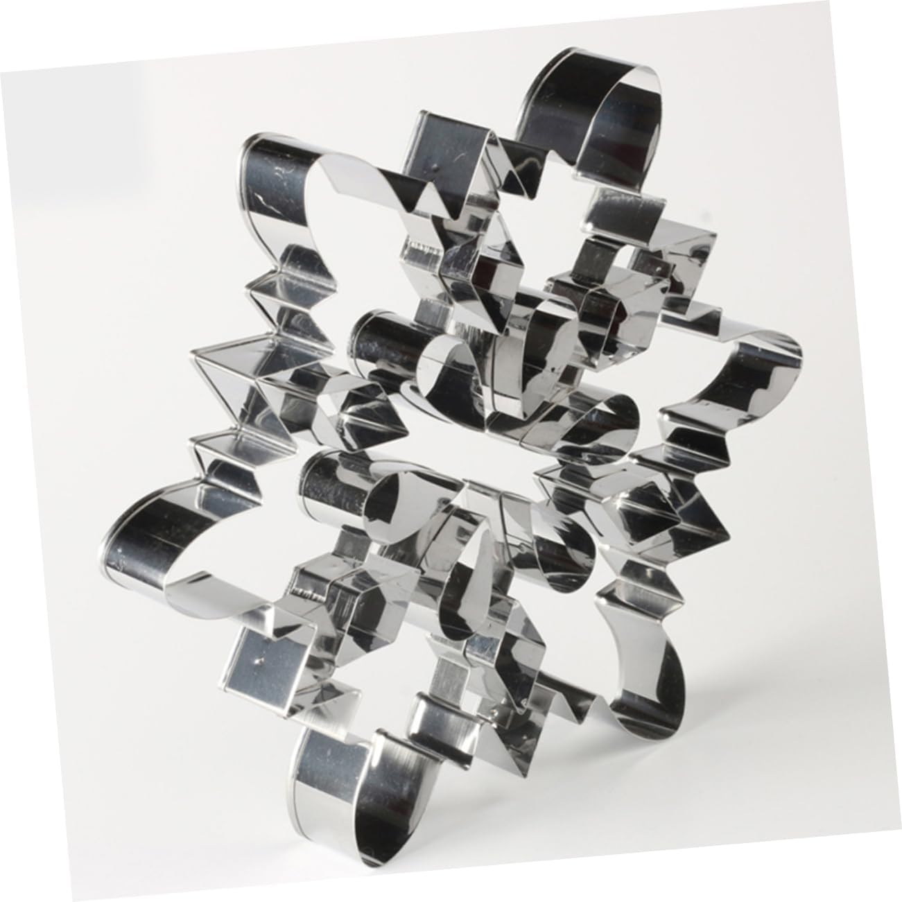 2Pcs Stainless Steel Snowflake Cookie Mold Fun Fondant Baking Tool for Creative Christmas Treats Easy to Clean and Reusable Design for Home Bakers and Boys and Girls