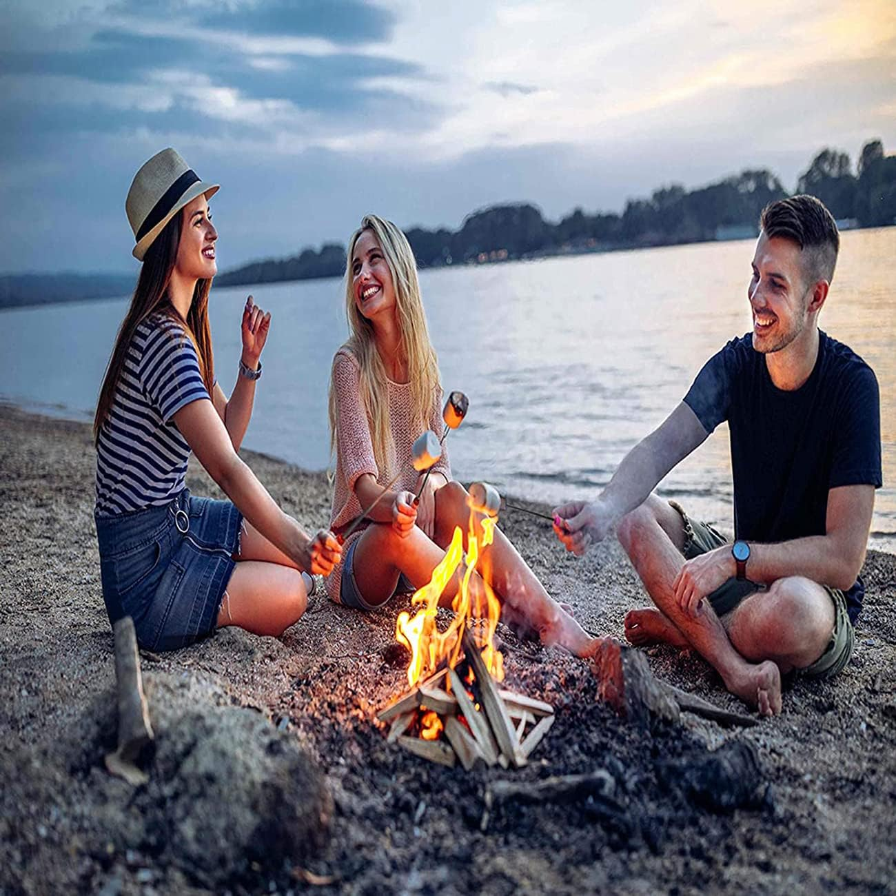 Marshmallow Roasting Sticks 4Pcs Extendable 32Inch Long Metal Barbecue Skewers for Grilling Set,Telescoping Smores BBQ Forks, Fire Pit Sticks for Hot Dogs,Camping,Bonfire image number 5