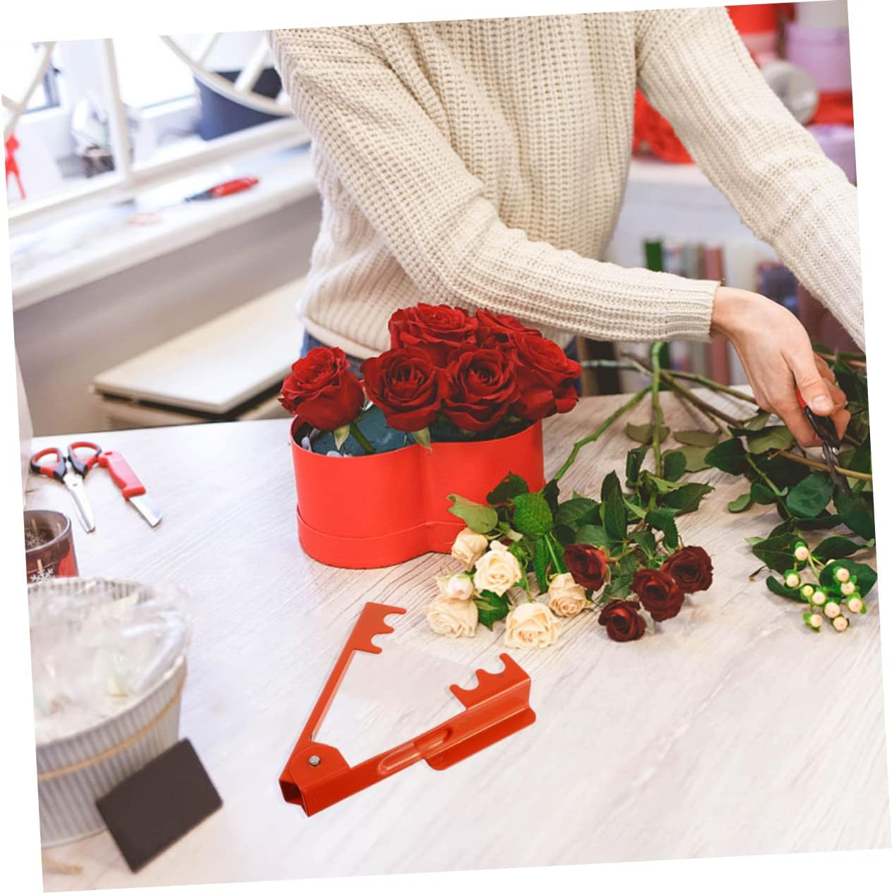 Yardenfun Rose Thorn Stripping Tool 2Pcs Iron Stem Cleaner for Roses Leaf Remover Spring Action Handle Sturdy Floral Thorn Remover Garden Pruner image number 1