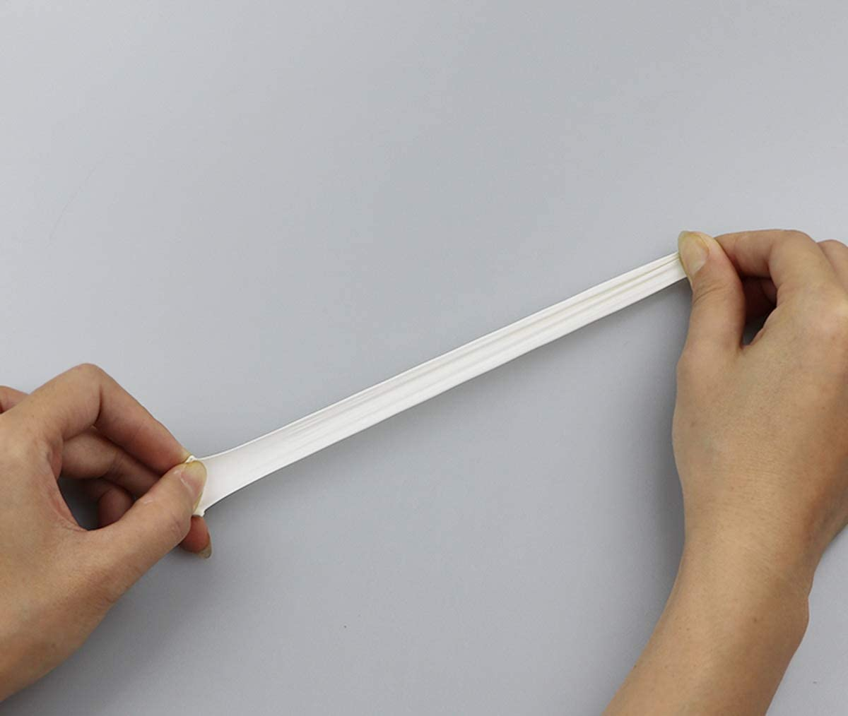 VANANA 100 Pcs Latex Rubber Finger Cap Cot Fingercot Protector Powder Free image number 1