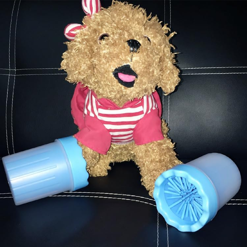 DOG PAW CLEANER, Portable Pet Cleaning 360&deg; Silicone Washer Cup, Medium Size for Small and Medium Breed Cats and Dogs, (Blue) image number 1