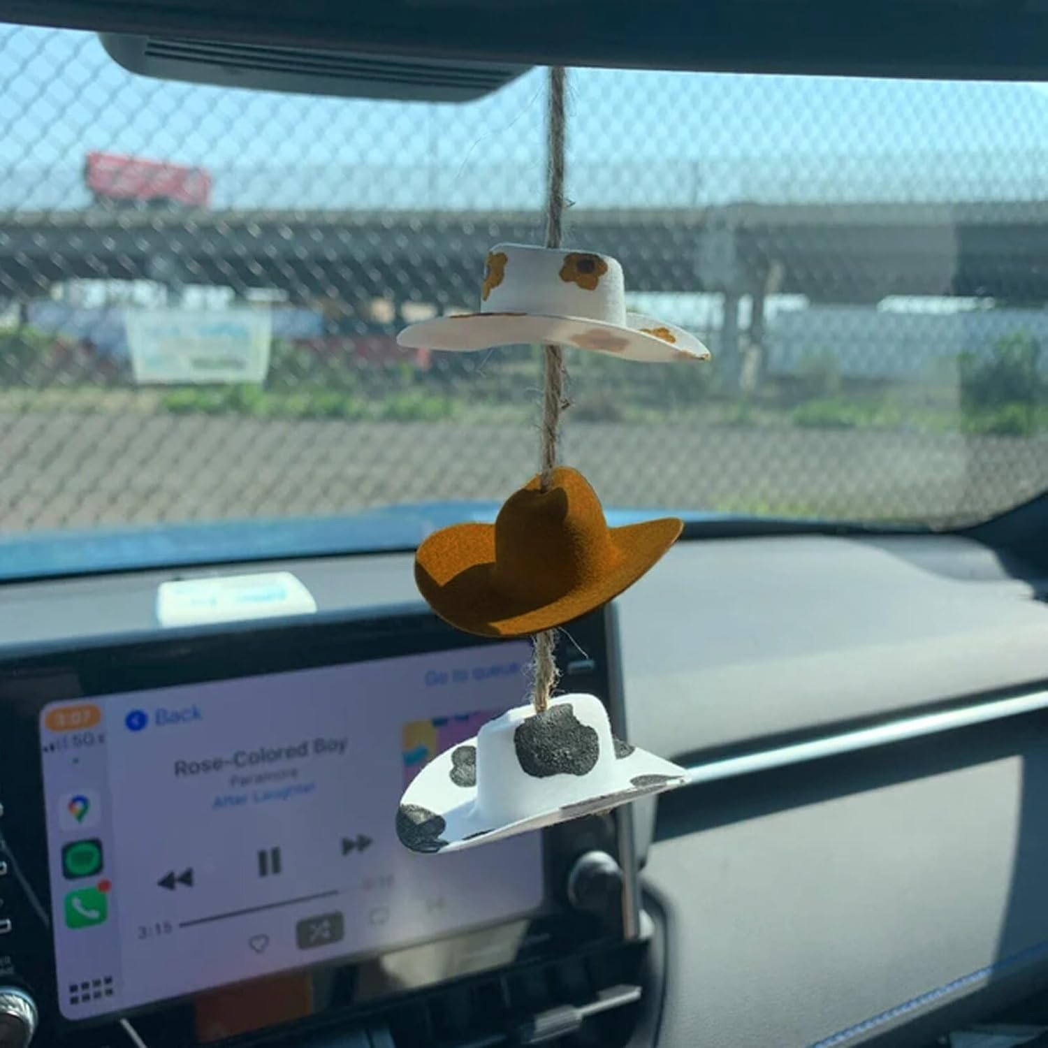 Cowboy Hat Car Charm,Country Rear View Mirror Hanging Accessories,Sunflower Cowgirl Hat Cow Print Car Decor,Cute Handmade Felt Mini Hat Ornament Pendent for Women Girls (Flower) image number 5
