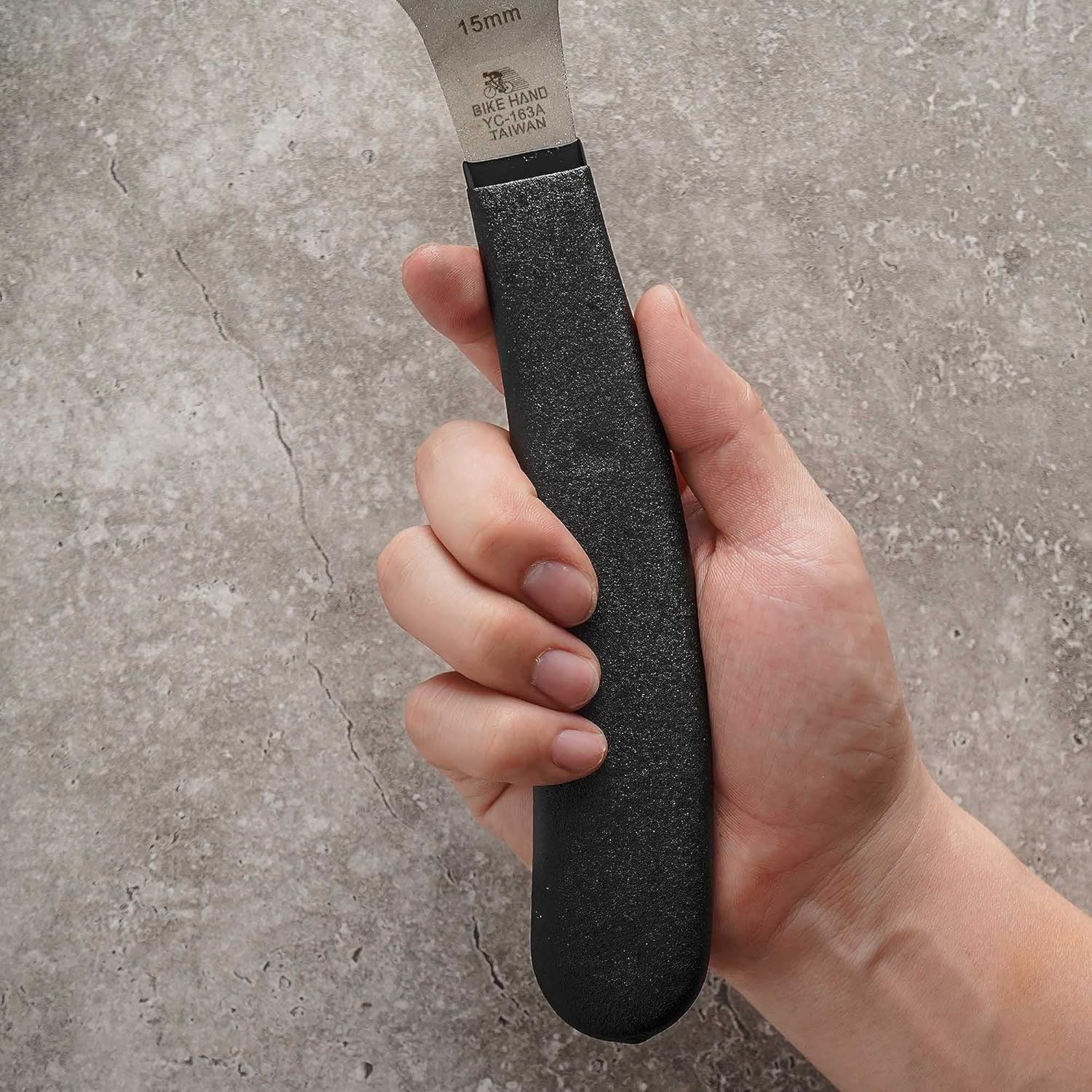 BIKEHAND Bicycle Bike Pedal Wrench Extra Heavy Duty Handle - Great Road Mountain Bike Pedal Removal Tool Spanner - 15Mm - Angled