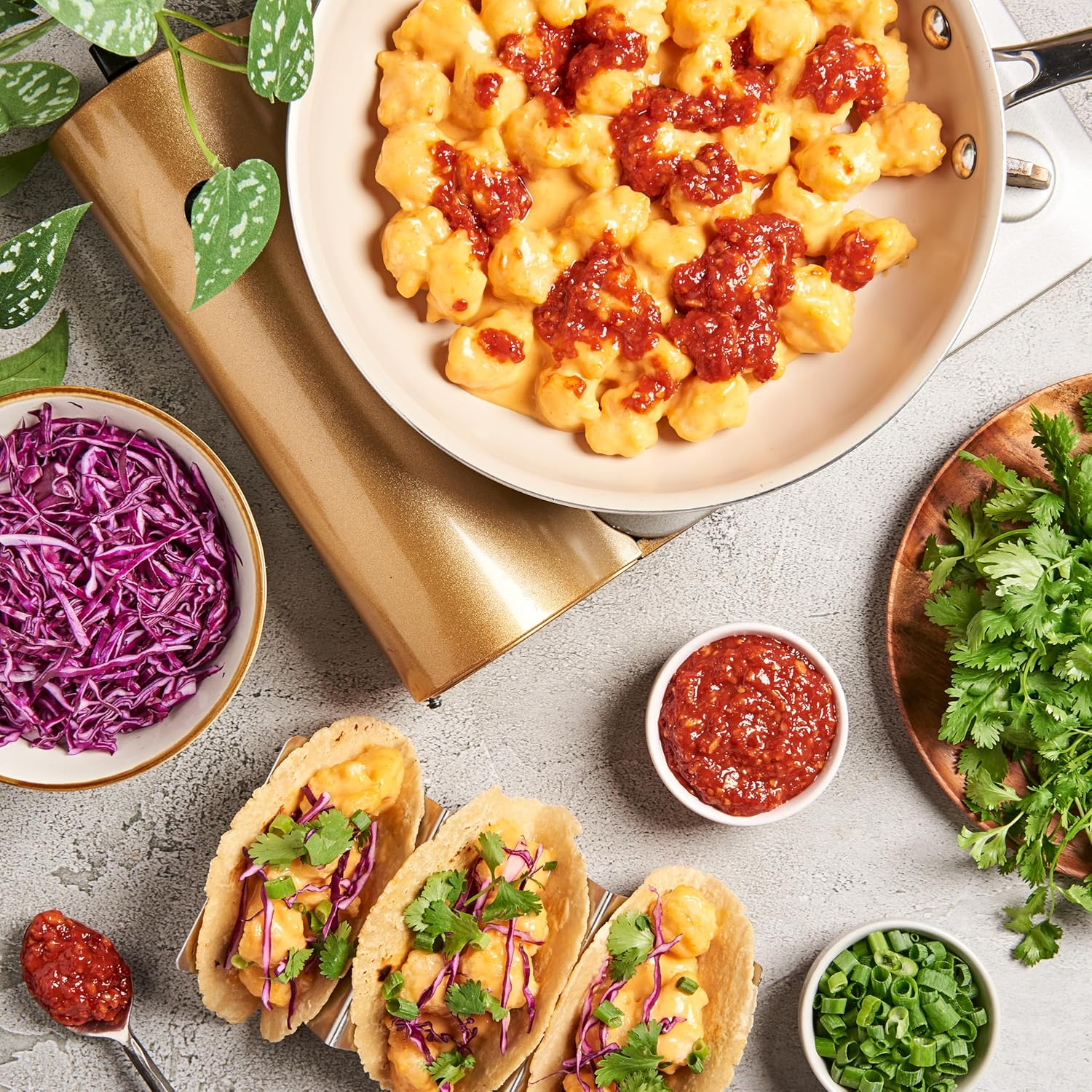 Lee Kum Kee Chilli Garlic Sauce, 227 G image number 4