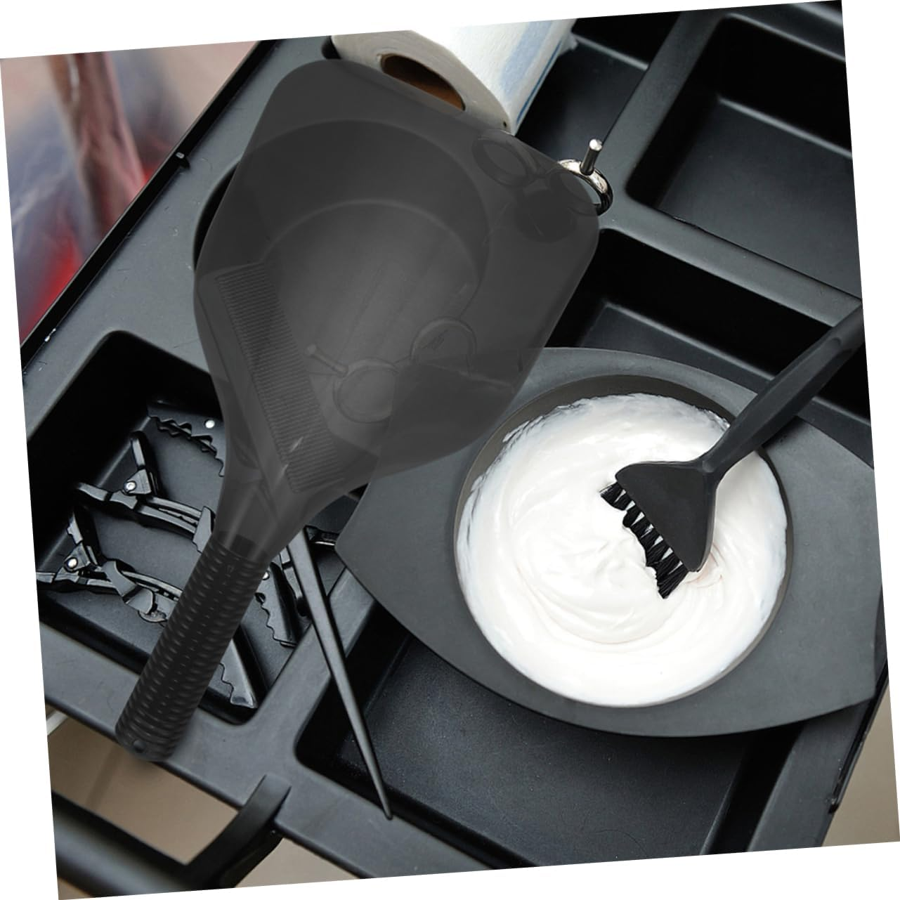 2Pcs Haircut Guard Hairdressing Facial Shield for Barbershop Cover for Hairspray Barber Supplies for Hairdressing and Makeup image number 3