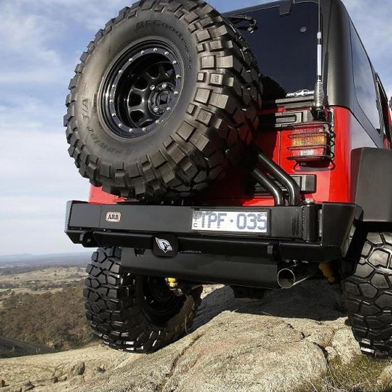 FANMATS 21486 Arizona Cardinals Black Metal Hitch Cover with Metal Chrome 3D Emblem - Houston Texans, Black/White image number 4