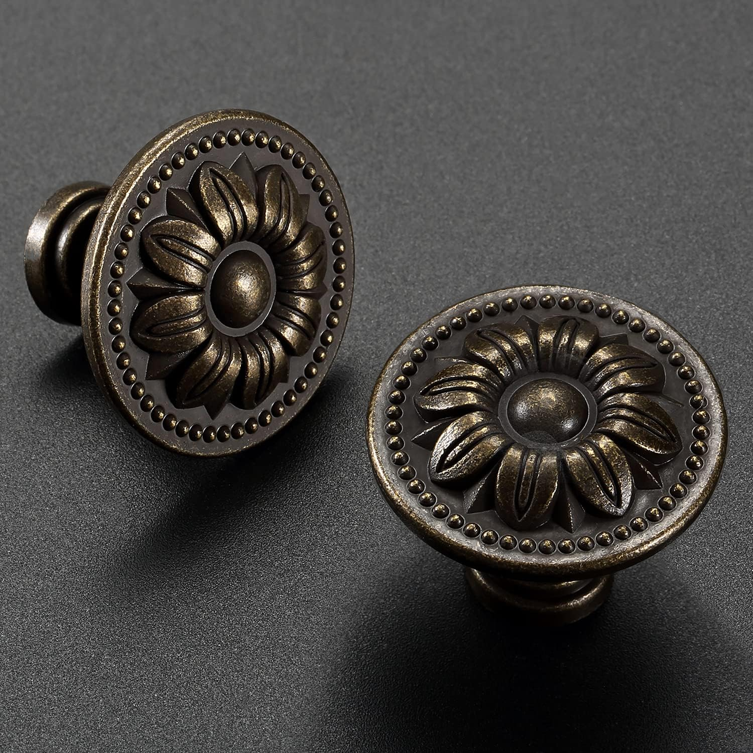 CHICTIE Set of 10 Vintage Kitchen Cabinet Knobs Pulls, Flower Drawer Knobs, Dresser Knobs, Antique Brass Pull Handles, Rustic Bronzed Door Knobs for Dresser Drawers, Zinc