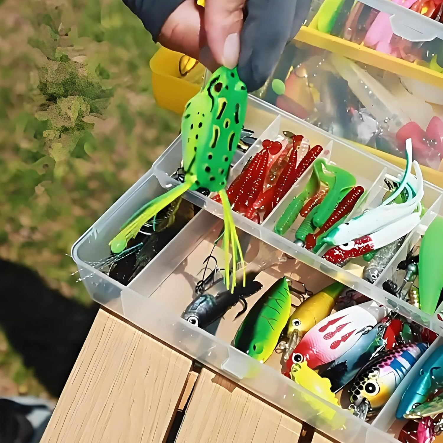 Fishing Lures Kit with Soft Plastic Baits, Swimbait Crankbait Topwater Frog Lure for Bass Trout, Freshwater Saltwater Fishing Gear Set (164-Piece) image number 2