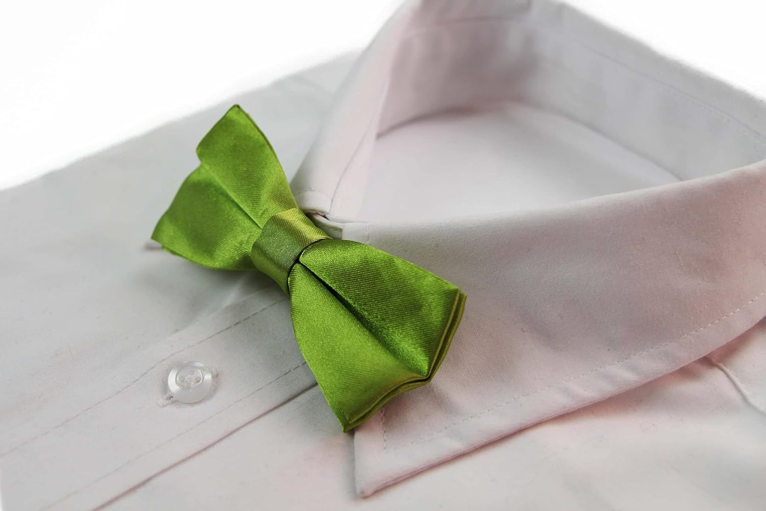 Boys Light Green Plain Bow Tie image number 2