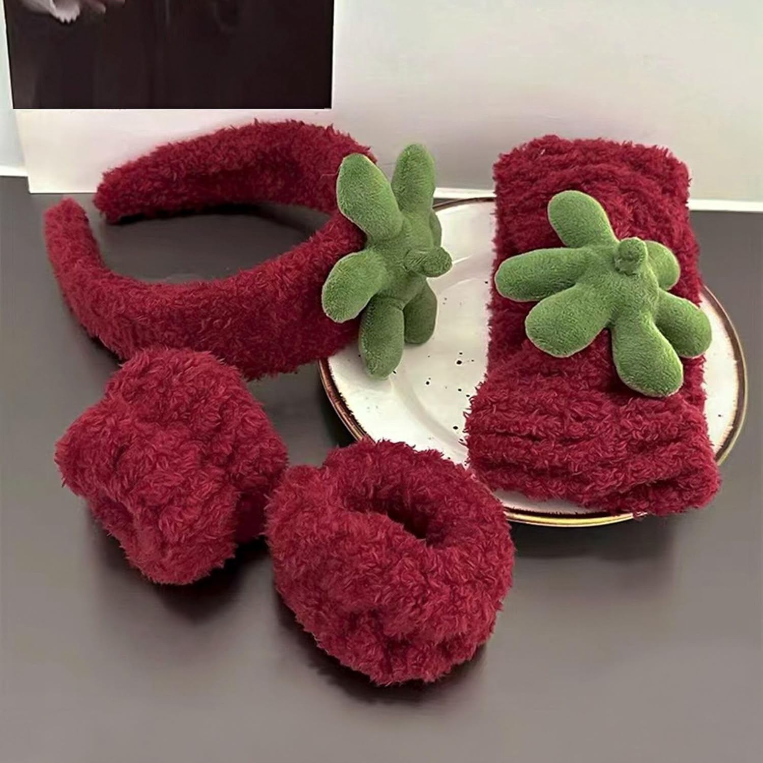 Ivyu Spa Skincare Headbands& Wristband Set，Cute Strawberry Makeup Headband for Women Girls,Non Slip Sponge Headband，Skincare-Padded Soft Thick Terry Cloth Hair Band Accessory. image number 3