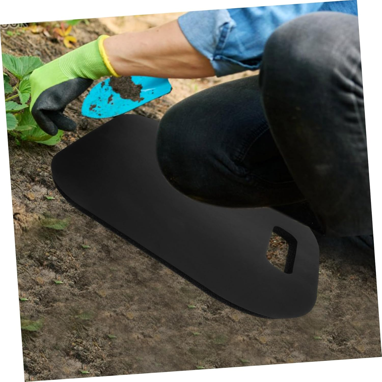 Yardenfun Portable Outdoor Kneeling Mat for Gardening Black 33X32X2Cm Soft Cushioned Garden Pad for Comfort during Weeding Planting and Repair Work
