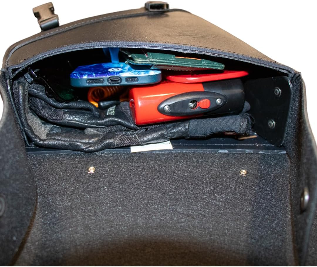 Dowco Willie & Max by - Triangulated Swingarm Bag for Harley-Davidson Softail Motorcycle - UV Protection - Maintenance Free Synthetic Leather - Black - up to 9L Capacity [ 59776-00 ] image number 6