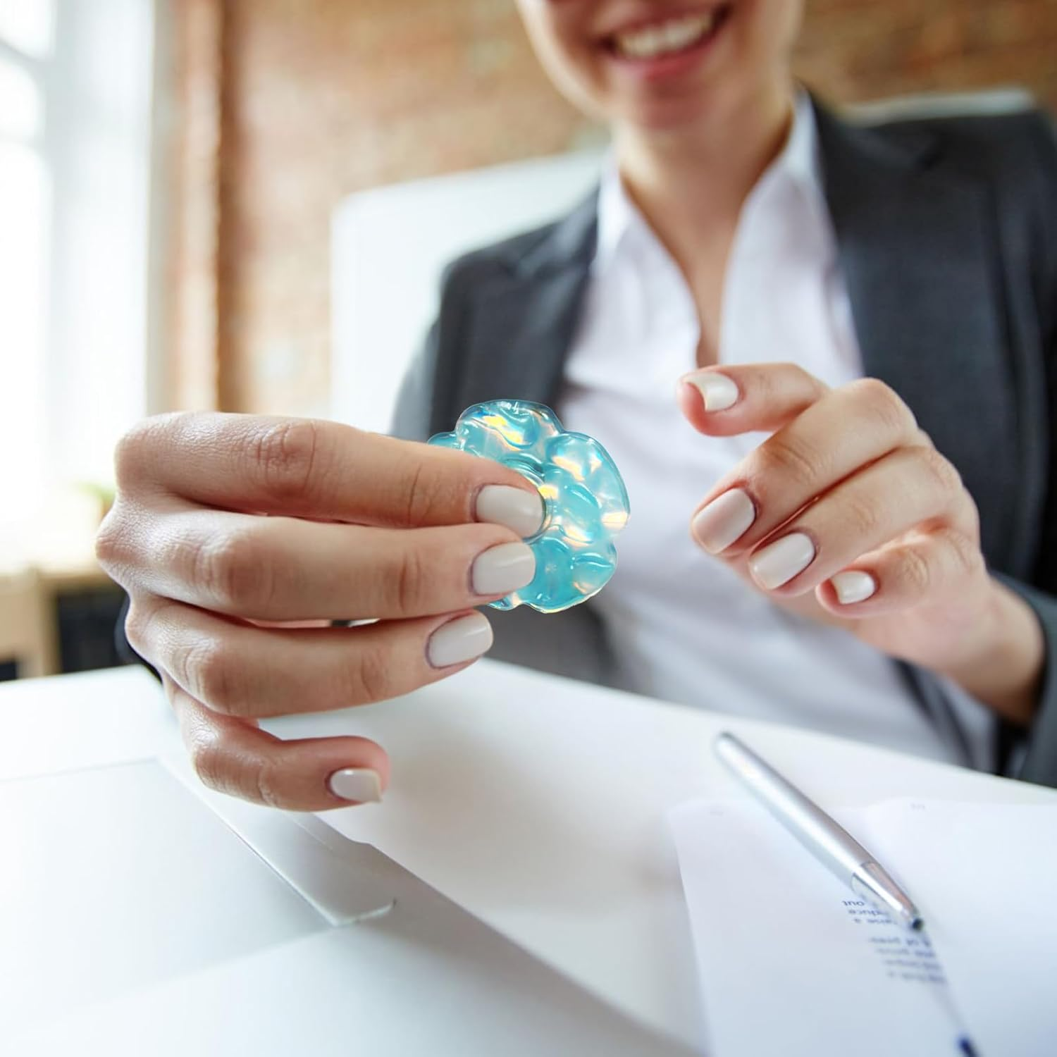 Plastic Fidget Spinners, 10 PCS Mini Fidget Toys for Party Gift, Classroom Reward, Goodie Bag Stuffers (Assorted Styles) image number 4