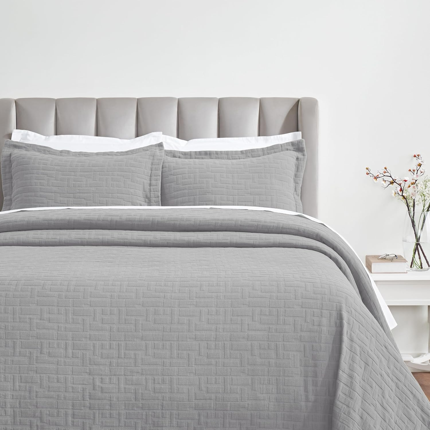 Superior 3 Piece Cotton Bedspread and Sham Set, Home Bed Decor, Decorative Bed Spread, 2 Pillow Shams, Medium Weight, Matelasse Coverlet, Bedding Essentials, Madrid Collection, California King, Ivory