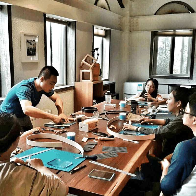 JANYUN Black 1008 Pcs 2/5" Sticky Back Coins Hook Loop Self Adhesive Dots Tapes image number 1