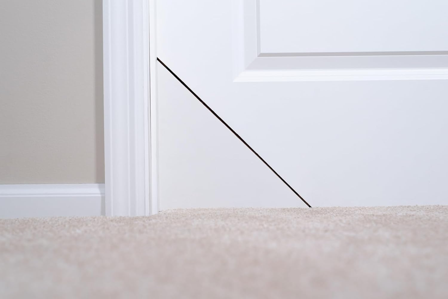 Kitty Korner Cat Door (Righthand Kit) the Original Patented Kitty Korner Slidelock Hinge Designed to Work for Interior Doors. image number 4