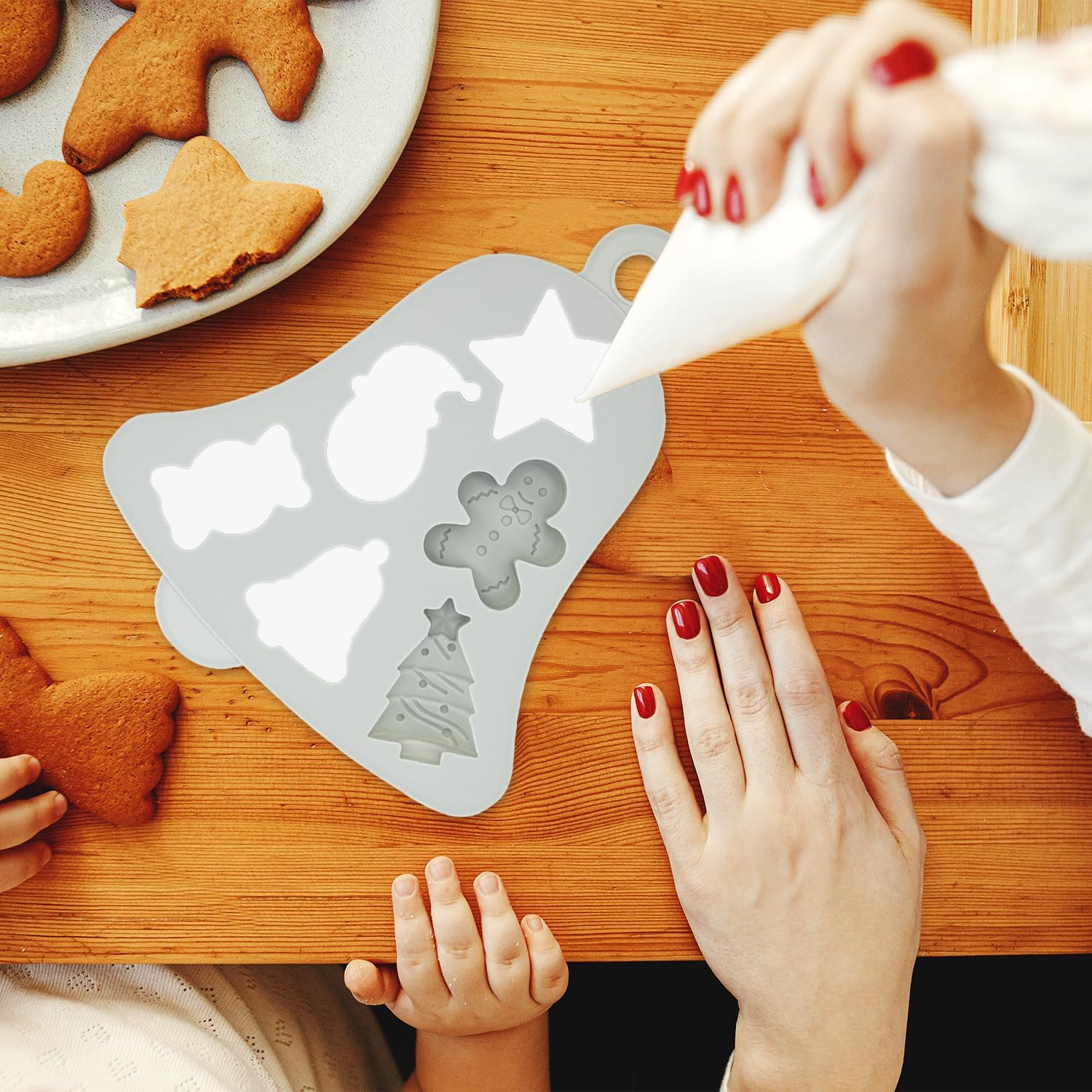 Christmas Silicone Mold, 6 Cavities Christmas Chocolate Mold Christmas Tree Santa Claus Gingerbread Man Shapes Cake Moulds for Xmas DIY Candy Jelly Ice Cube Muffin Cake Baking Molds Y7LDMJ image number 3