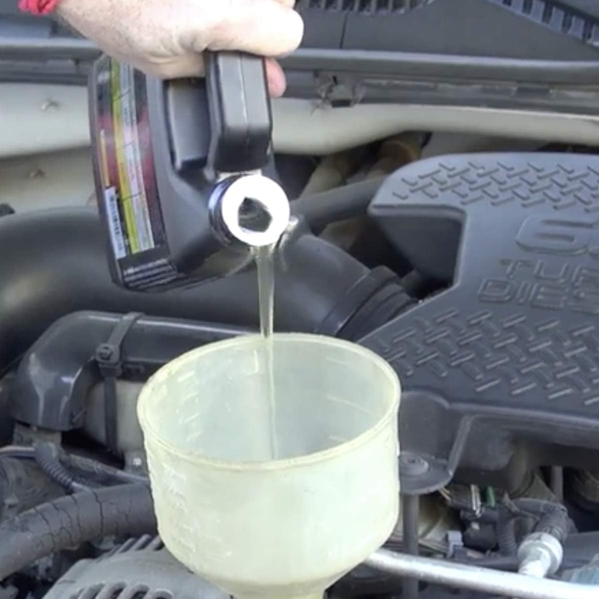 Motorkote MK-HL32-06 Heavy Duty Hyper Lubricant Engine Treatment, 32-Ounce, Single, Black image number 6