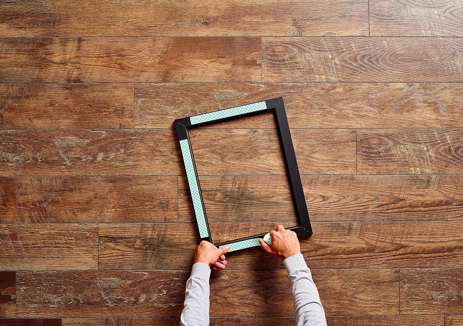 Scotch Indoor Mounting Squares 2.5Cm X 2.5Cm 311P (Pack of 48) image number 4