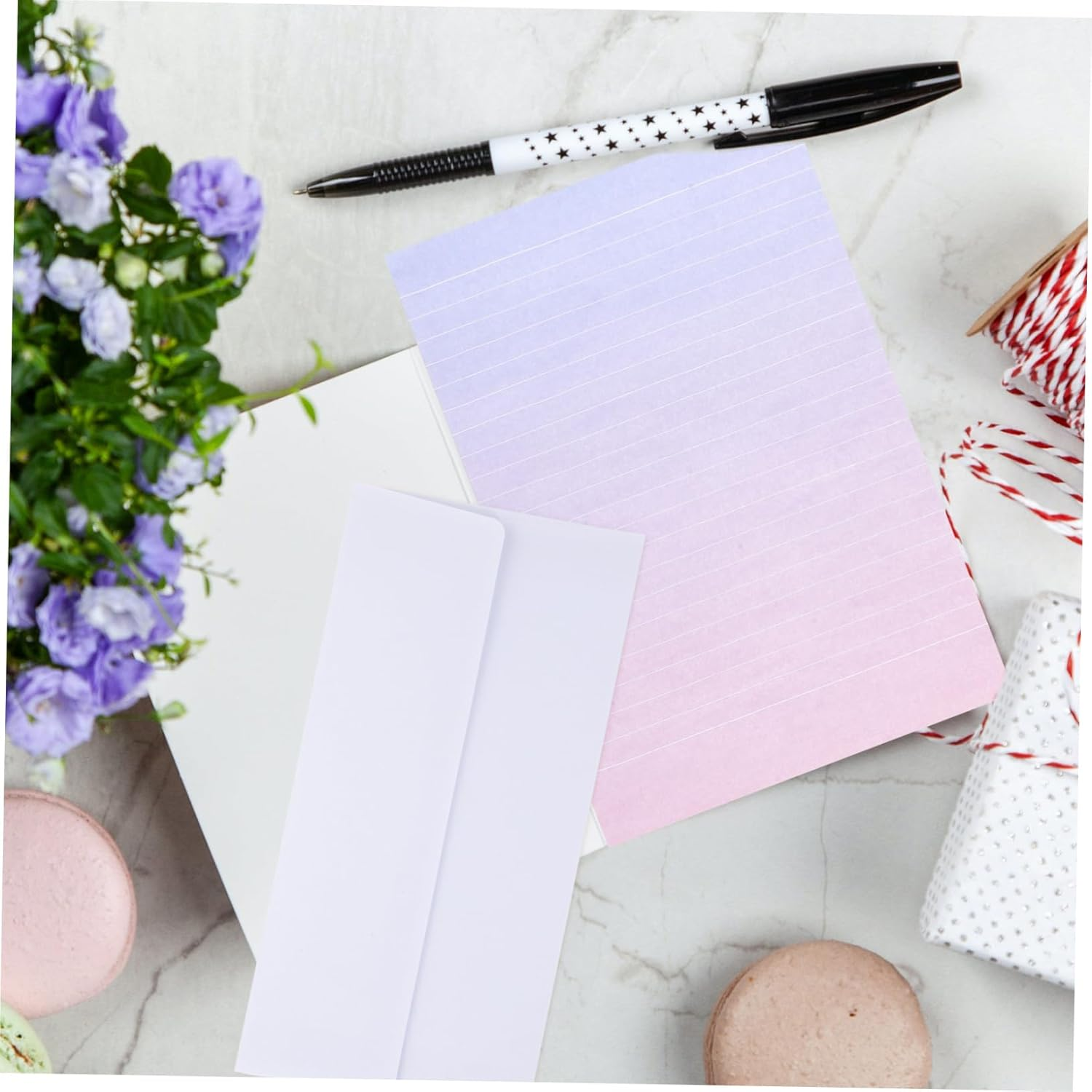 4 Sets Gradient Color Korean Style Letter Paper and Envelopes Stationery Set 4 Letter Papers and 2 Envelopes per Mixed Colors Creative Writing for Party Invitations and Festive Correspondence image number 2