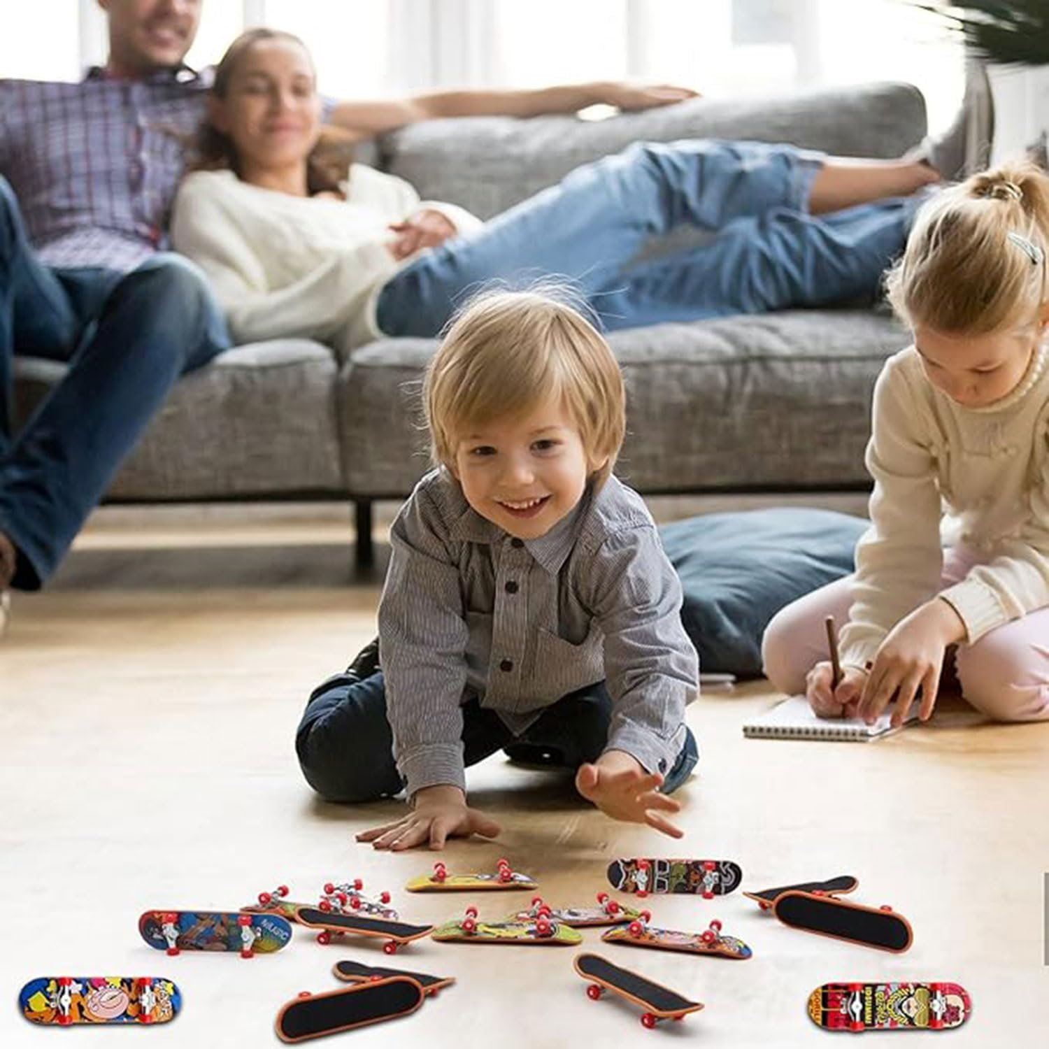 12Pcs Creative Finger Skateboards Set, Fun Fingertips Movement Starter Kit, Mini Finger Skateboarding Sports, Collection of Fingerboards for Skating Enthusiasts, Birthday Party Novelty Gift image number 2