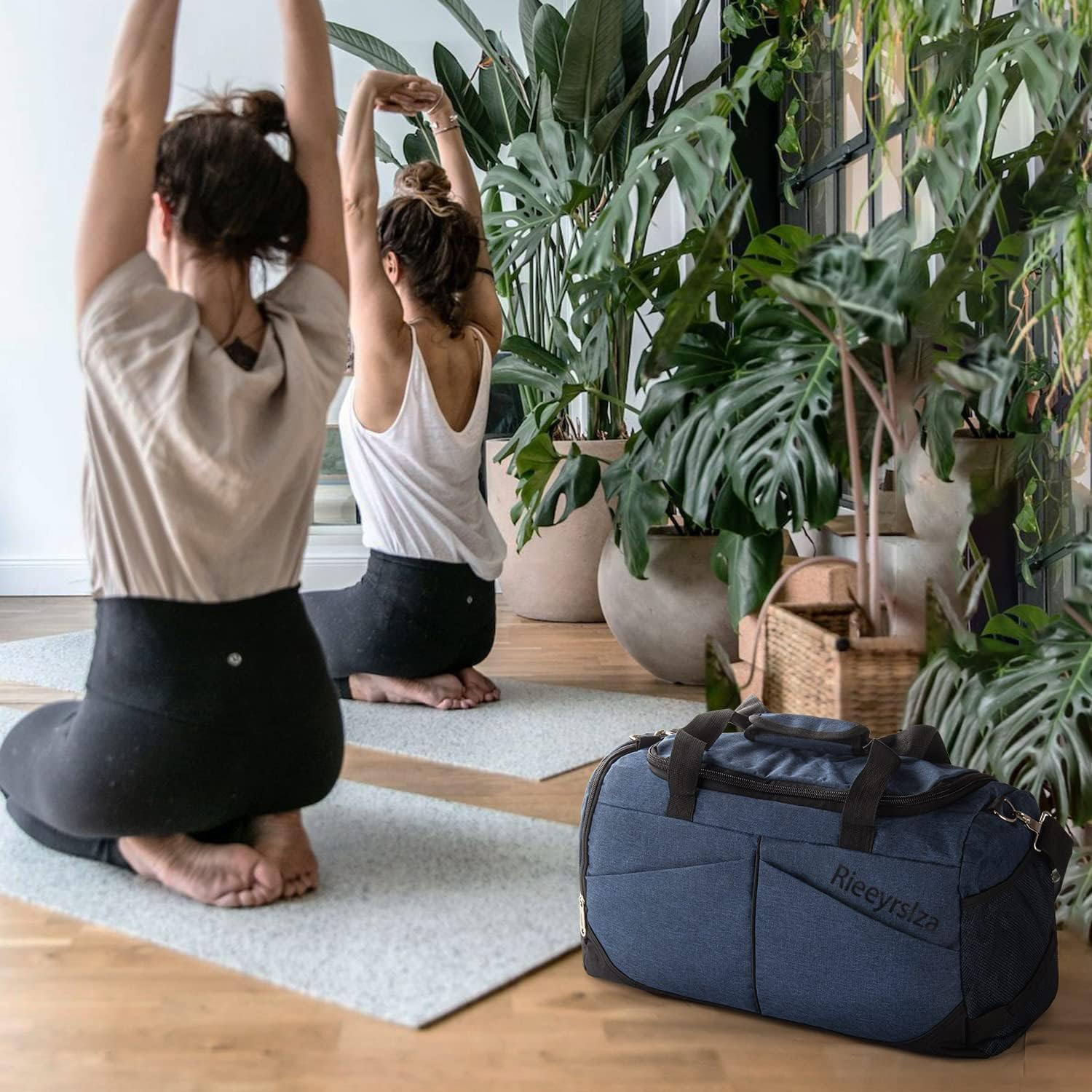 Sport Duffle Bag Sports Gym Bag with Shoes Compartment image number 5