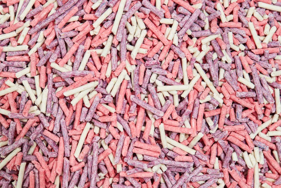 Tofu Cat Litter | Mixed Berry Smoothie | 5.4 KG 12L | Flushable - Direct to Toilet | Natural and Biodegradable | Quick Clumping and Low Track | Strong Deodorizer with Maximum Water Solubility | image number 2