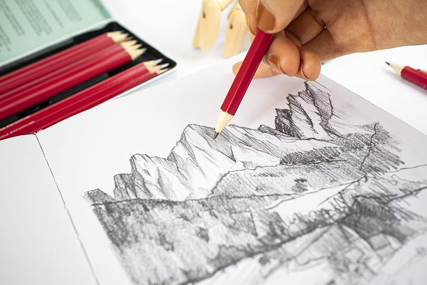 Mont Marte Signature 110Gsm Hardbound Sketch Book, A5 Size image number 2