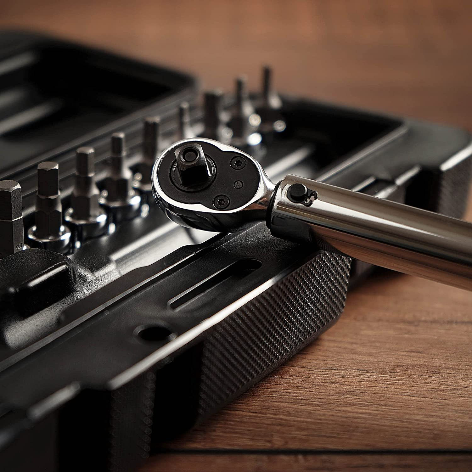 Venzo 1/4 Inch Driver Click Torque Wrench Set - 2 to 15 Nm - Small Adjustable - Great Maintenance Tool for MTB, Mountain, Road Bike & Motorcycle - All Bits Are Included as a Kit image number 2