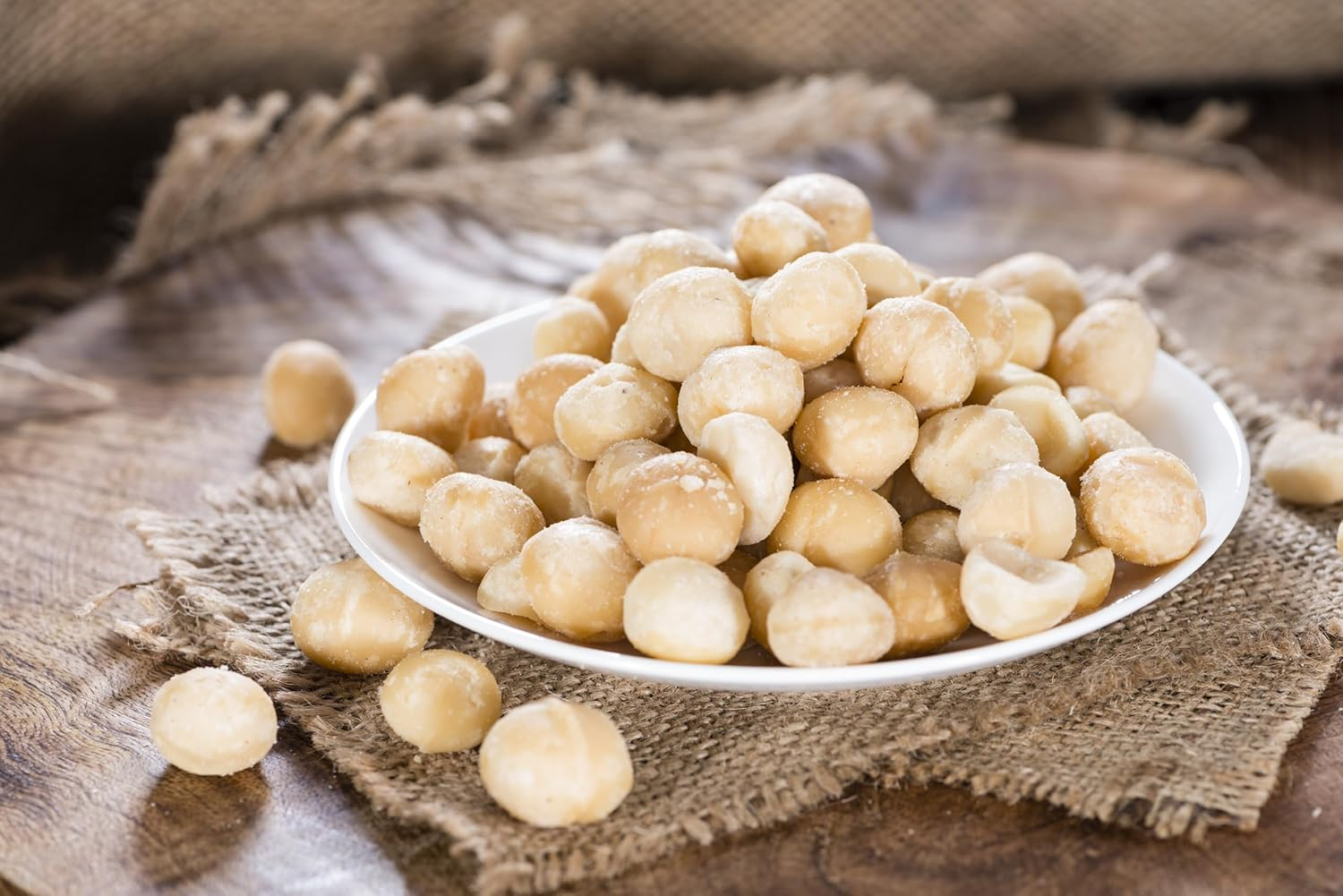 Honest to Goodness Australian Macadamias Raw, 250 Grams: Deliciously Creamy and Fabulously Heart Healthy!! Perfect for Snacking or Adding to Any Dish. image number 1