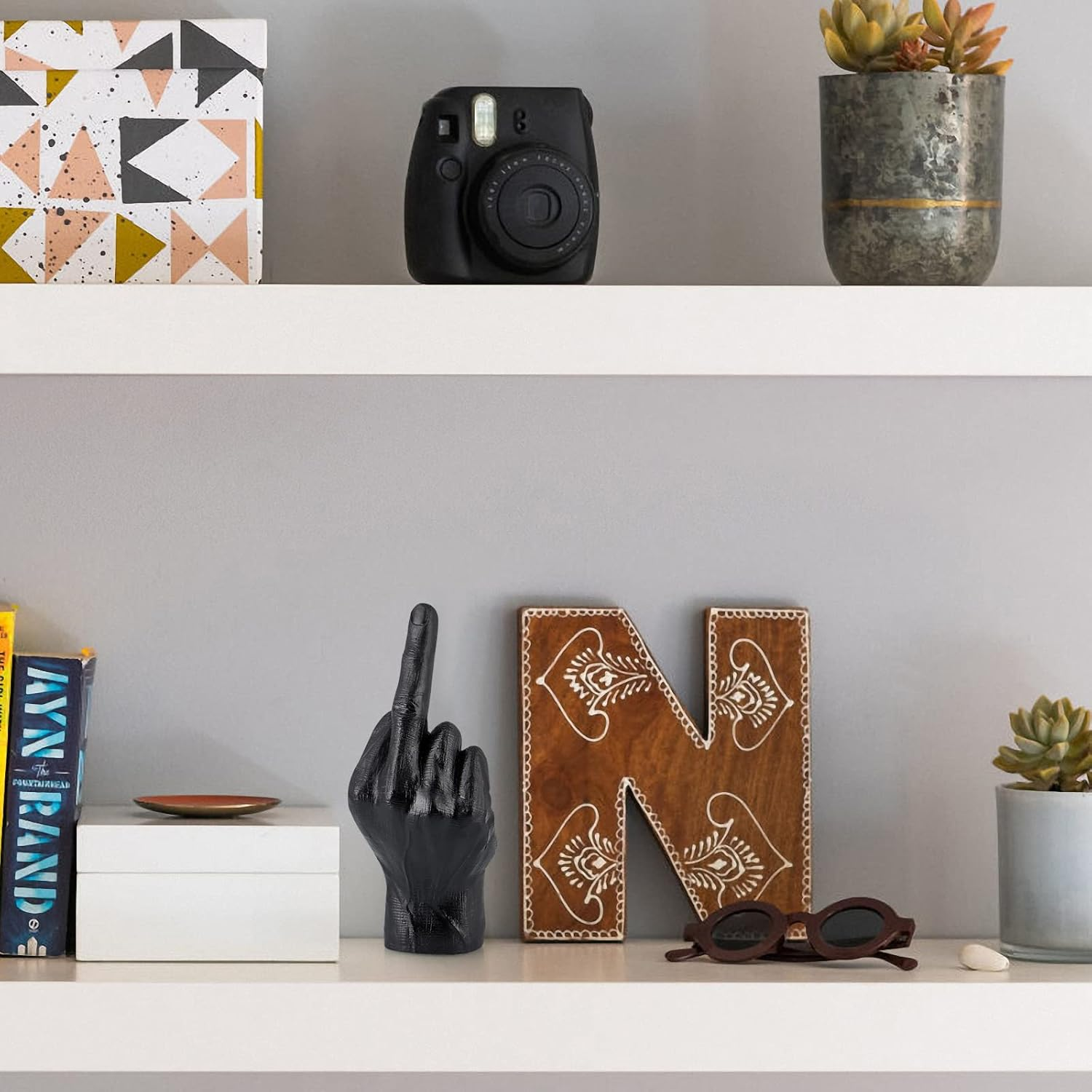 MOLIGOU Hand Gesture Desk Statues, Finger Sculpture Decor, Hand Statue Decor for Living Room, Shelf image number 6