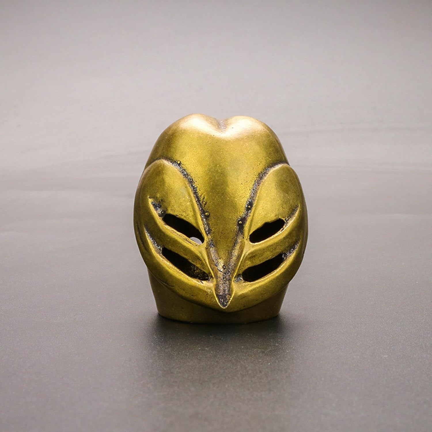 Mini Brass Statues Retro Pure Copper Mini Aroma Diffuser Owl Incense Insert Office Home Decoration