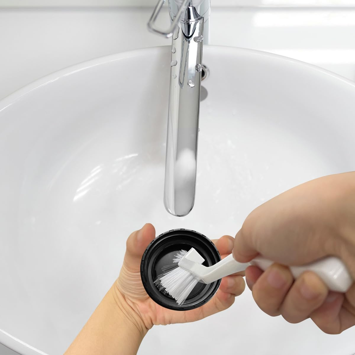 2Pcs 2 in 1 Groove Crevice Cleaning Brush Window Track Cleaning Tools,Multifunction Grout Cleaner Tool Crevice Cleaning Brush with Hidden Scraper for Sliding Door Track,Window Sill,Window Seal image number 4