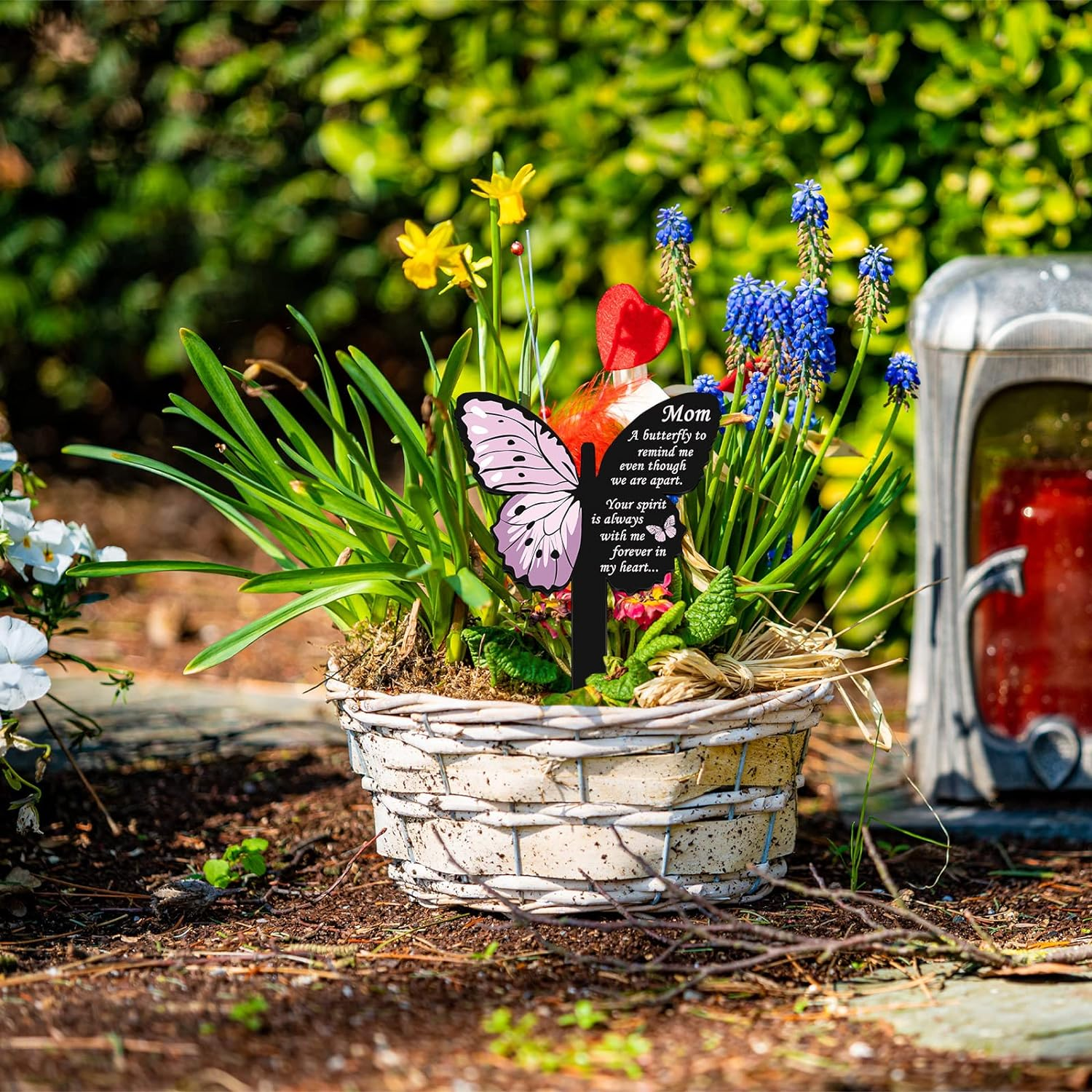 Geosar Mom Memorial Stakes Cemetery Grave Plaque Stake Markers Memorial Butterfly Plaques for Outdoors Sympathy Garden Stake Acrylic Waterproof Garden Grave Decoration(Cute Style) image number 5