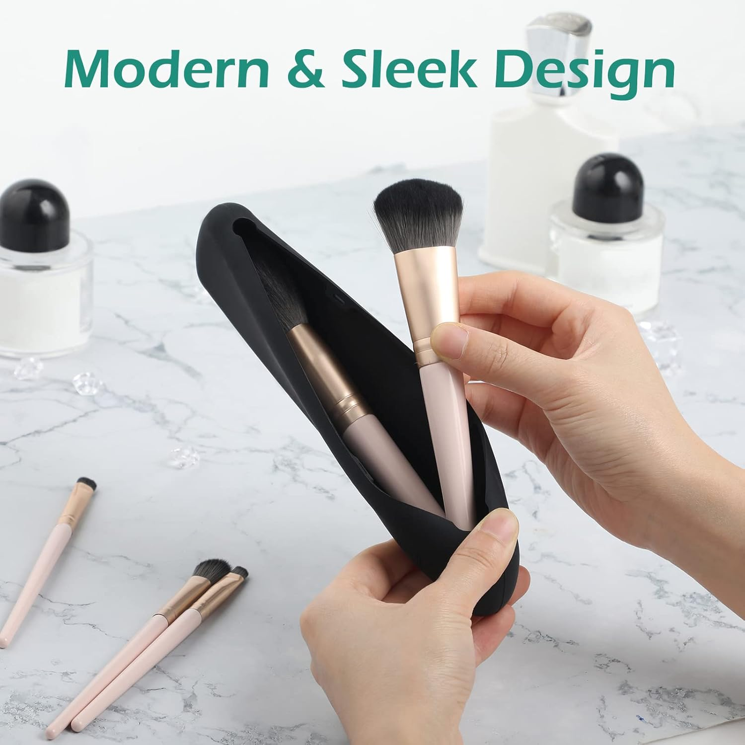 Geeric Silicone Cosmetic Bags, Travel Makeup Brush Holder Portable Cosmetic Face Brushes Organizer for Travelling Lightweight Makeup Brush Case Pouch Holder for Woman Black image number 3