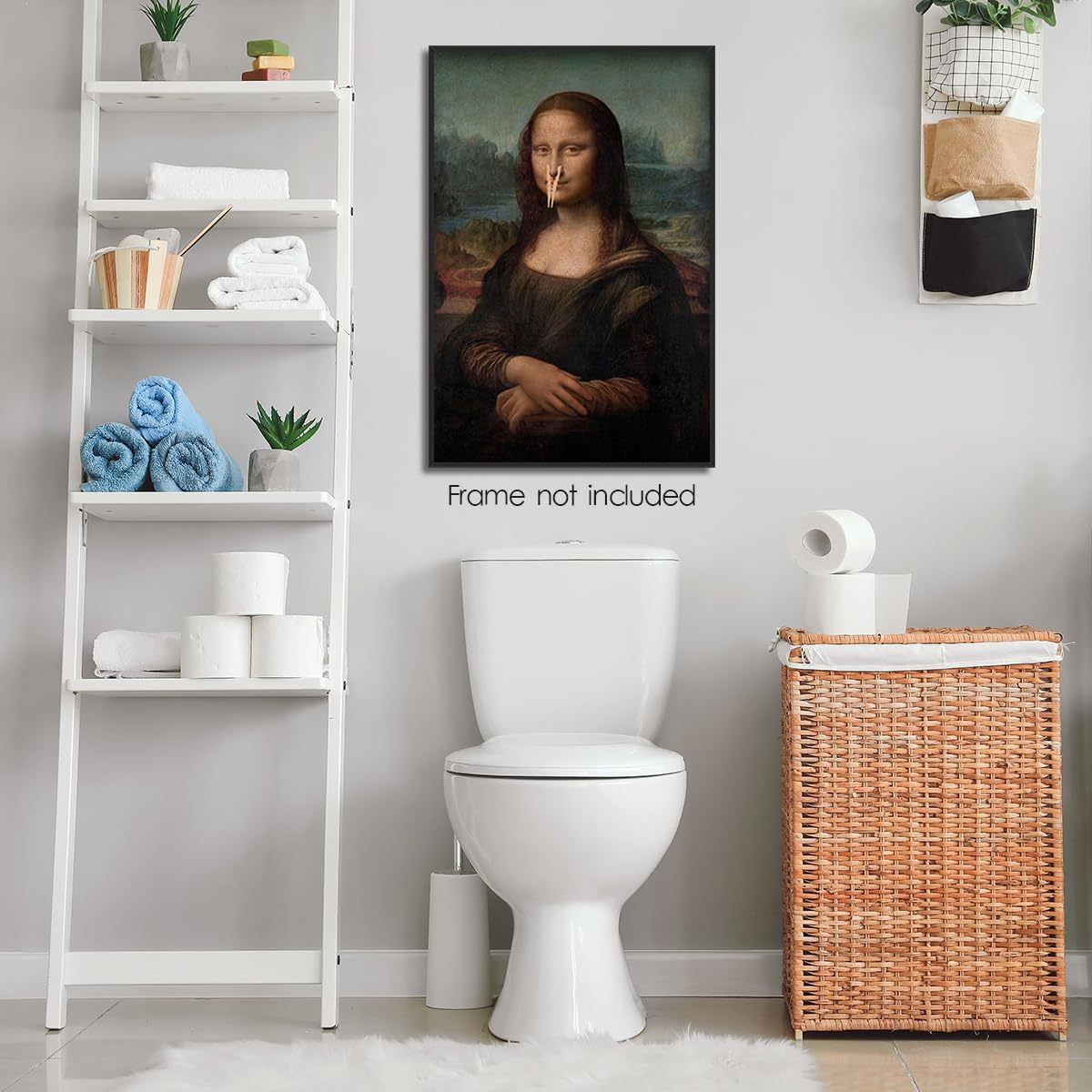 XMJJQQ Classical Mona Lisa Painting Bathroom Canvas Wall Art, Vintage Funny Bathroom Poster, Humor Amusing Toilet Art Prints, Bath Girl Pinching Nose Funny Wall Decor 16X24In Unframed