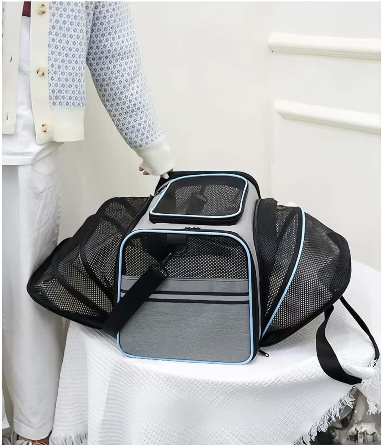 2 Side Expandable Pet Carrier for Cats & Small Dogs, Airline Approved Portable & Soft Sided Carrier Travel Bag