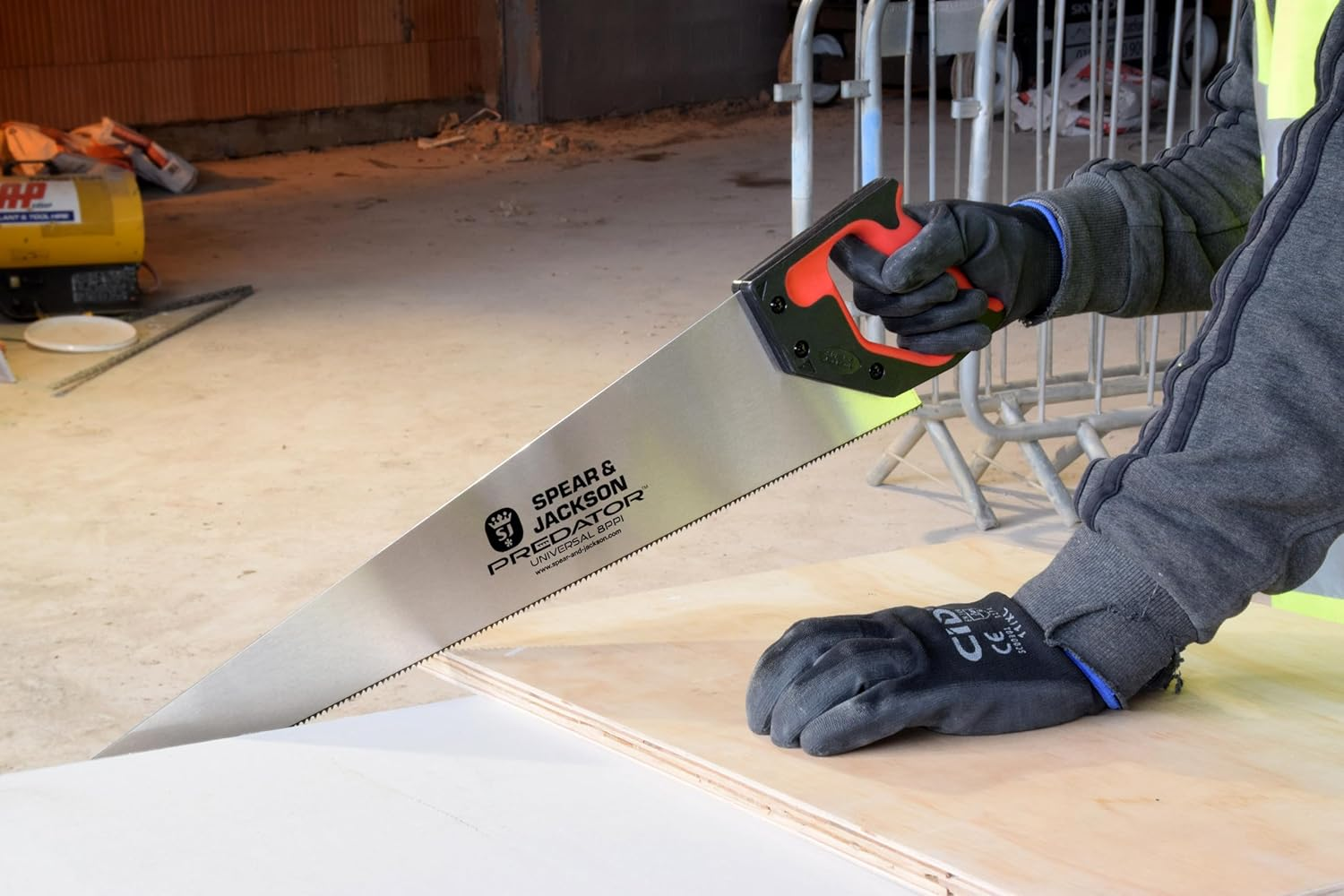 Spear & Jackson B9822 Triple Pack Predator Universal Saw, 22" X 8Pts (Pack of 3 Saws) image number 2