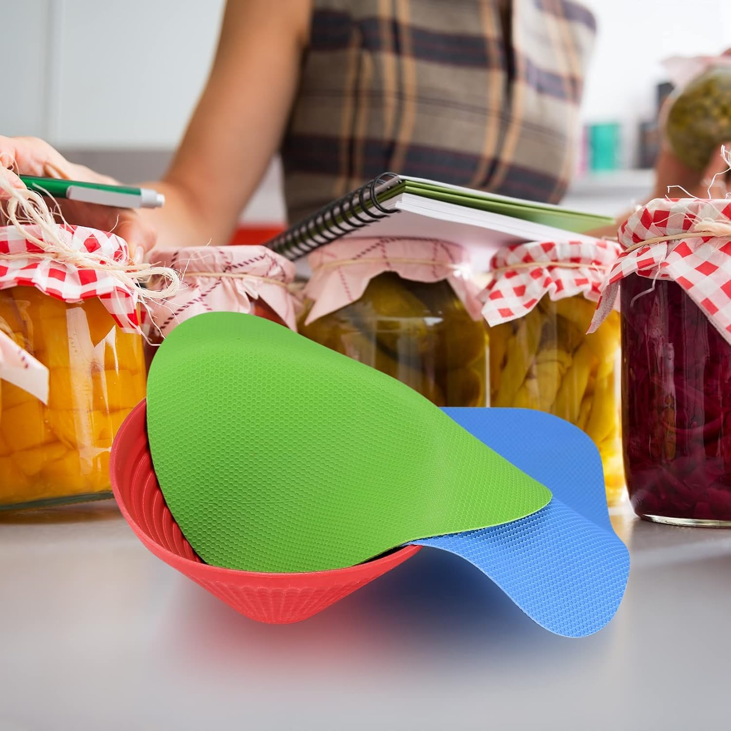 3 Pcs Rubber Jar Opener Gripper Pads, Multi Purpose Jar Bottle Can Lids Gripper Openers Reusable, for Seniors Weak Hands, Most Bottles, Used as Kitchen Coasters image number 6