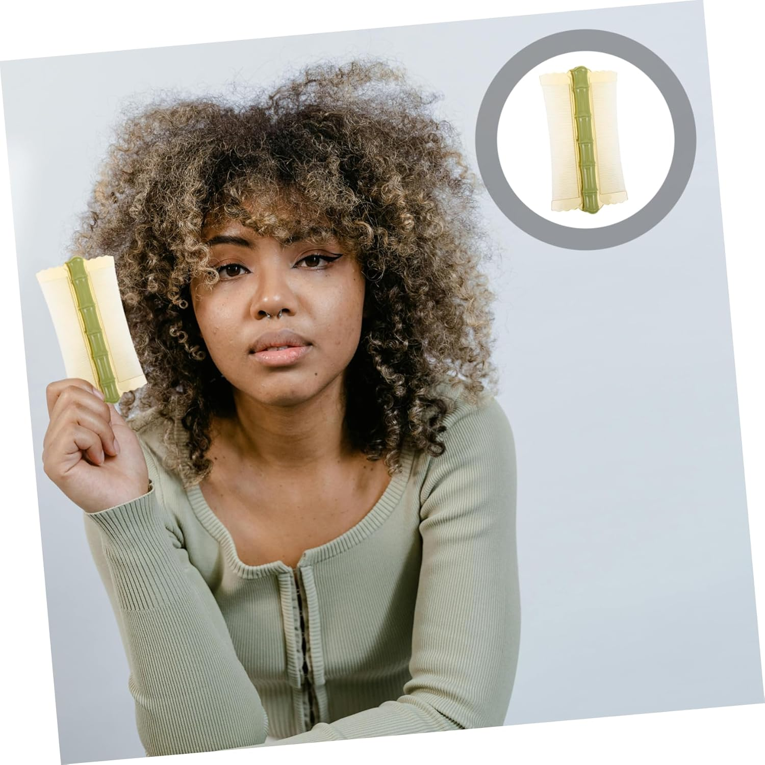 Double-Sided Flea Comb for Pets and Children, Fine Tooth Bamboo Scalp Comb for Dandruff Removal, Plastic Nit Removal Brush in Matcha Green for Sensitive Skin image number 3