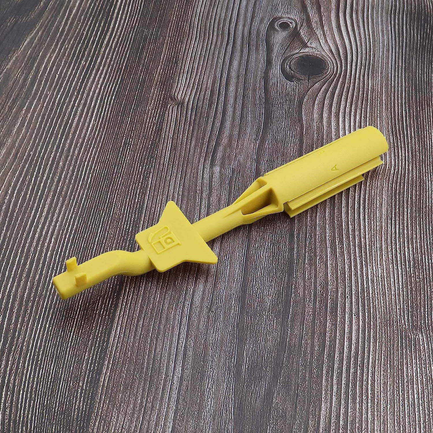 Emsea Fuel Cap Unlocker LR014047 Fuel Filler Restrictor Tool Fuel Tank Filler Neck Restrictor Compatible with Land Rover Freelander 2 Discovery 3 4 Range Rover Sport/Evoque image number 5