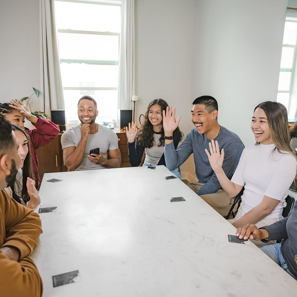 Bezier Games Ultimate Werewolf Revised Edition Board Game image number 5