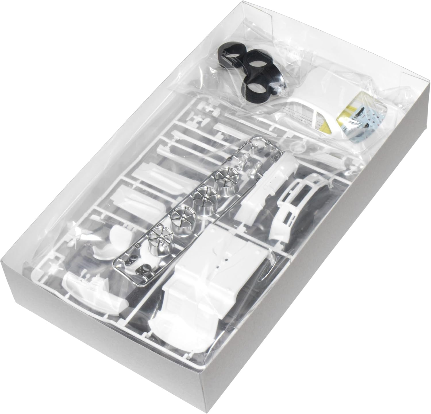 Tamiya Nissan Skyline GT-R V-Spec R36 1:24 Scale Model Kit image number 1