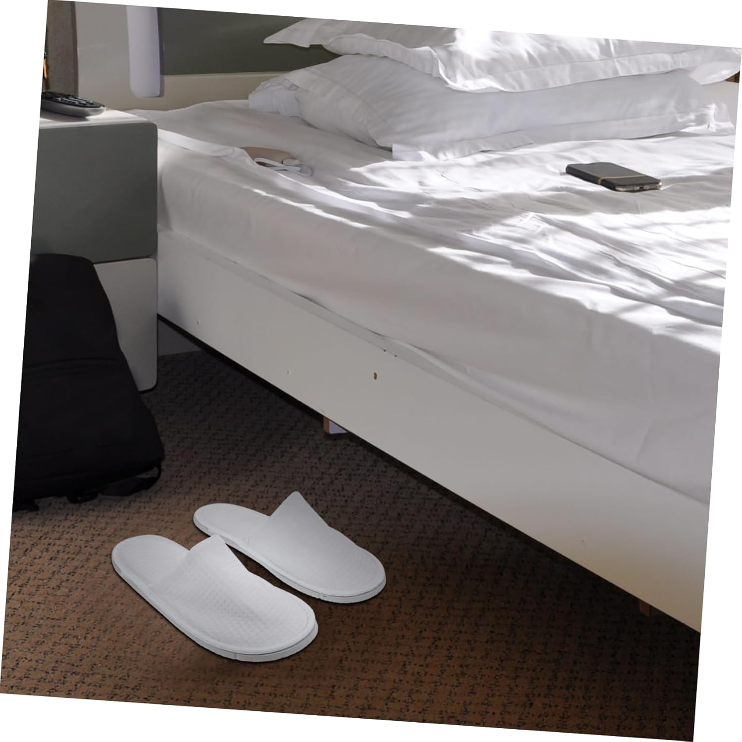 2Pairs Disposable Slippers for Hotel Beauty Salon Comfortable Travel Slippers Hotel Disposable for Guests image number 1