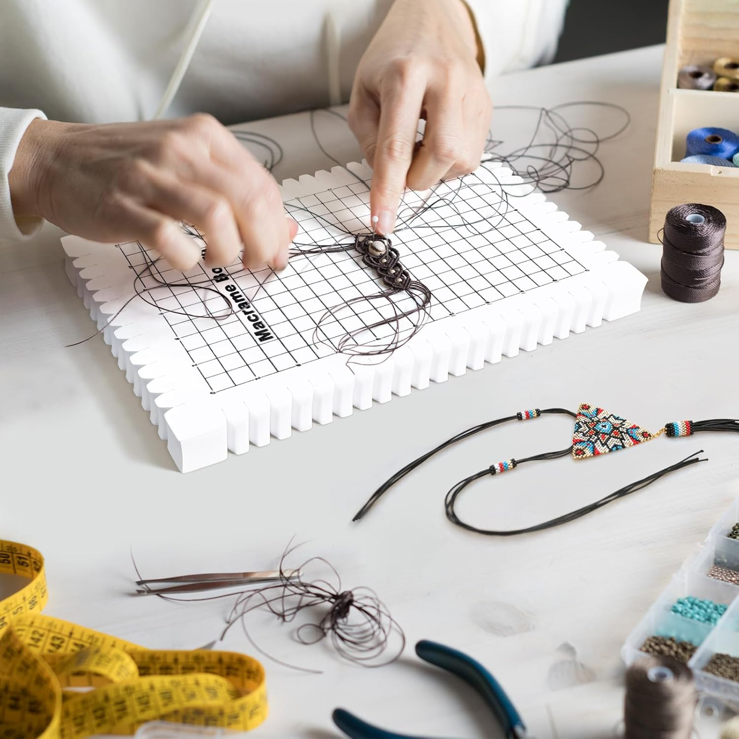 9X6 Mini Macrame Board Instructions Creations Inches Beadsmith Macrame Board image number 3