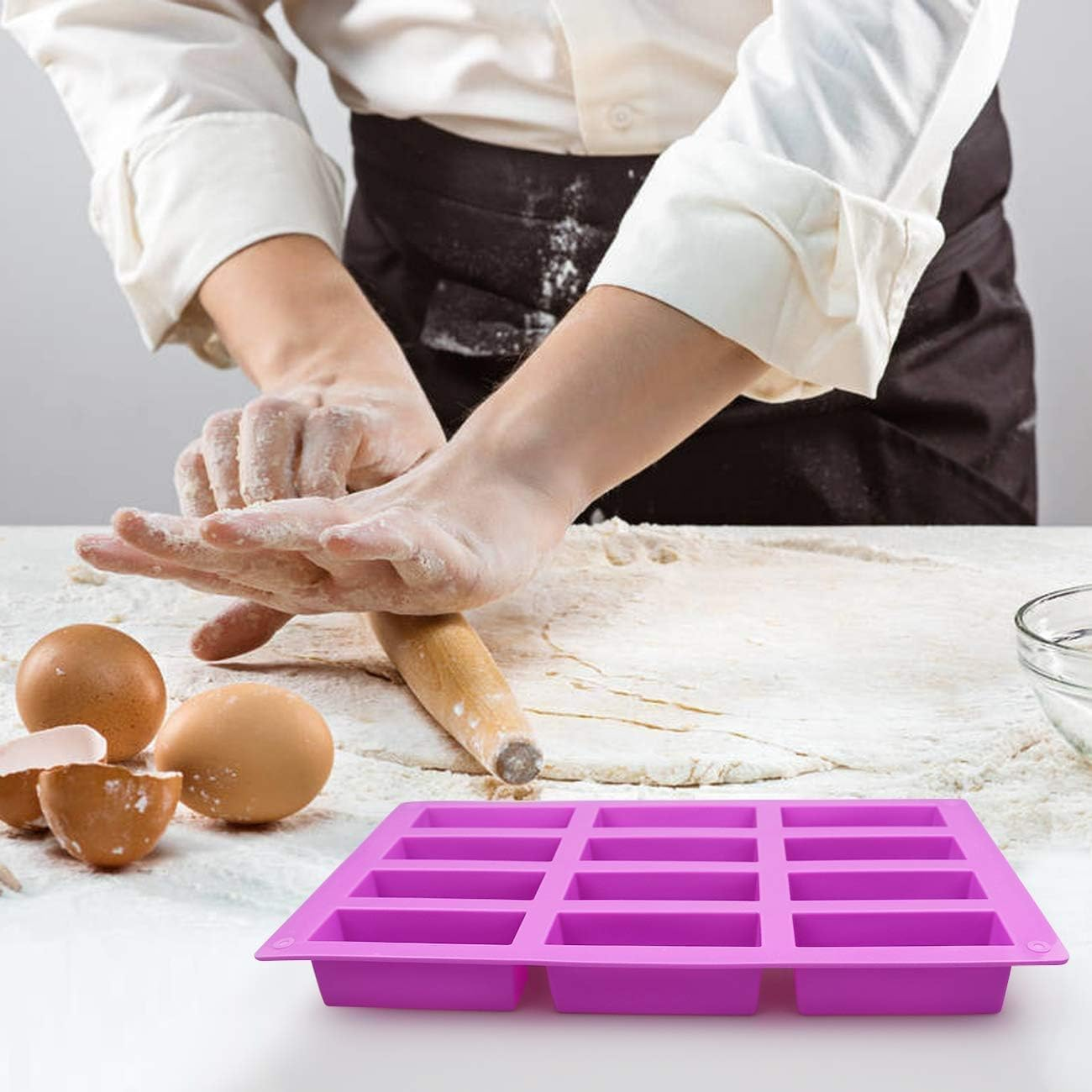 Silicone Granola Bar Molds, Rectangle, for Energy Bars, Cereal, Protein, Brownie, Cheesecake & More - Chocolate & Candy Molds, 12 Cavity Pack image number 4