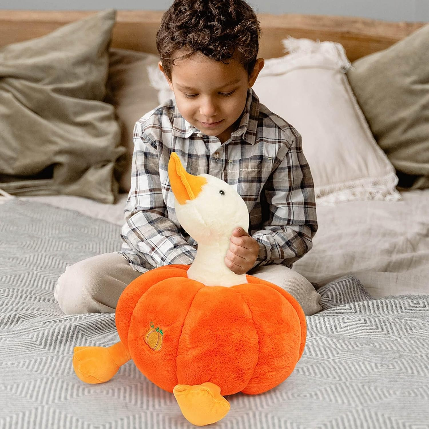 9.8'' Pumpkin Duck Plush Toy Cute Hugging Plush Pillow, Goose Stuffed Animal for Halloween Christmas Birthday Parties Decorate and Gifts image number 2