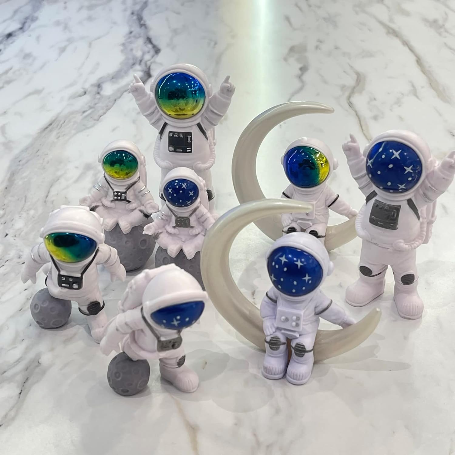 LUOZZY 8 Pcs Astronaut Figurines Cake Topper Miniature Astronaut Toys Outer Space Cake Decorations Spaceman Statues for Space Theme Party Decorations image number 6