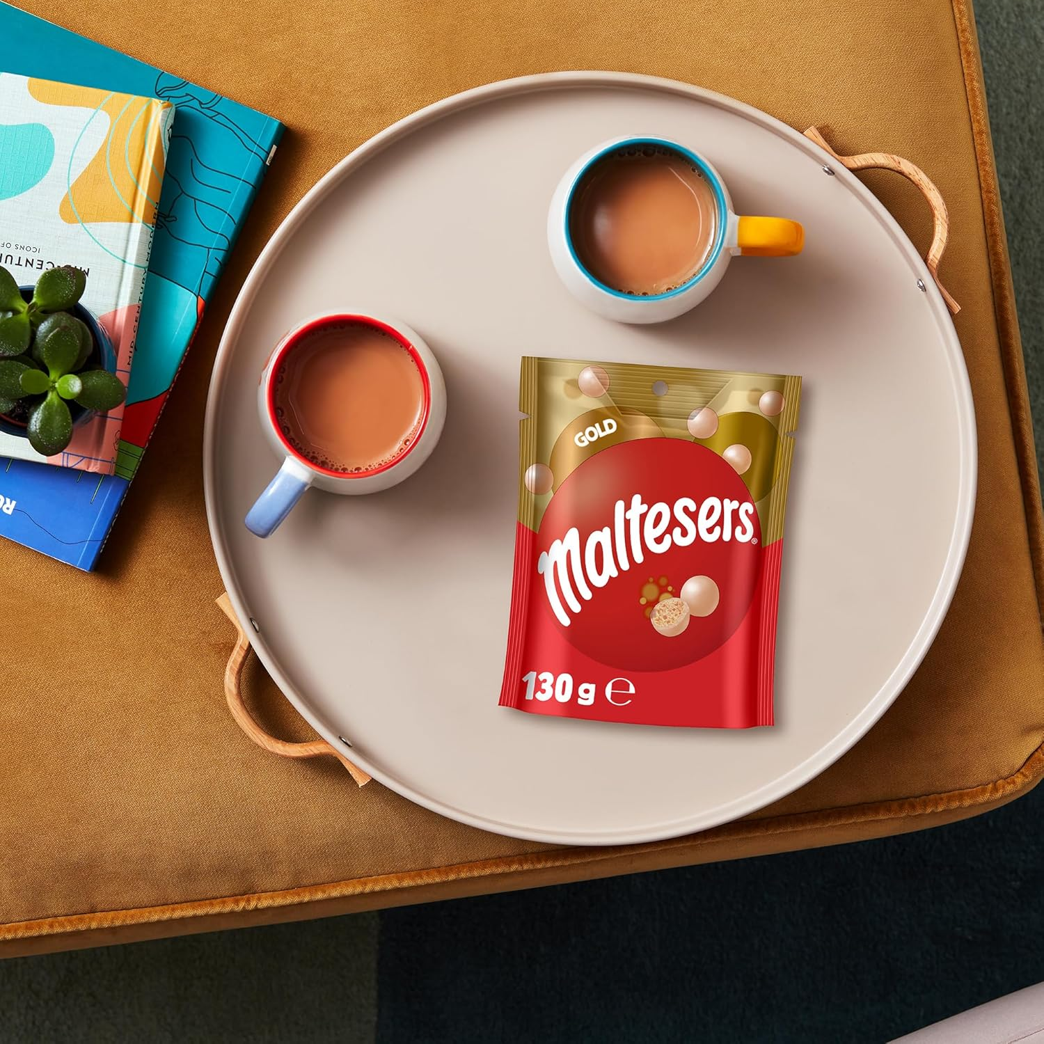 Maltesers Gold Chocolate Snack and Share Bag 130 G image number 6