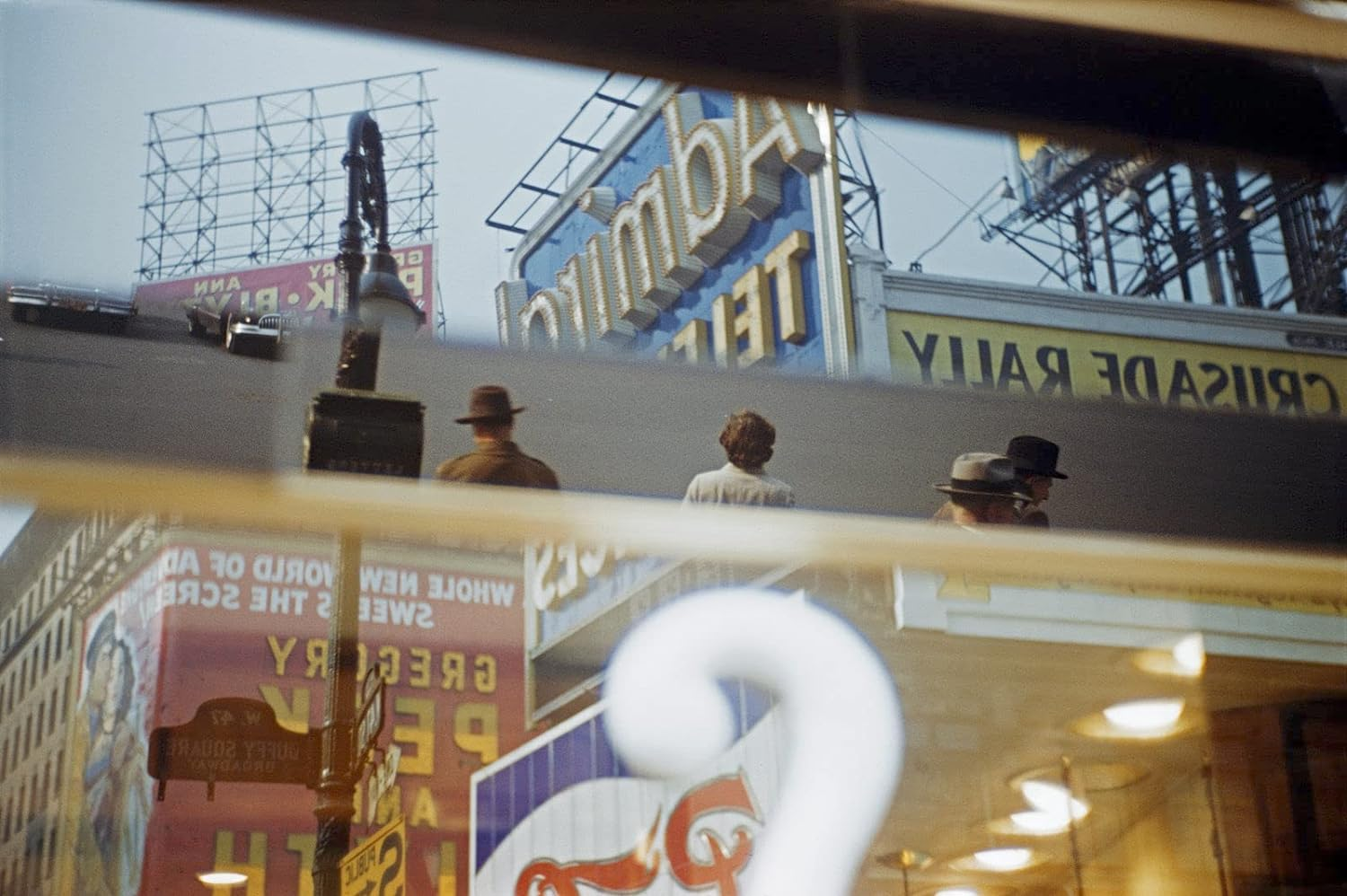 Ernst Haas: New York in Color, 1952-1962 image number 4